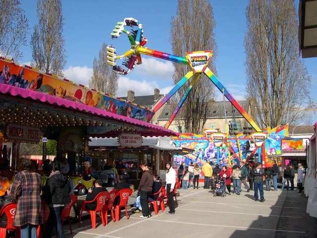  manèges sur la foire